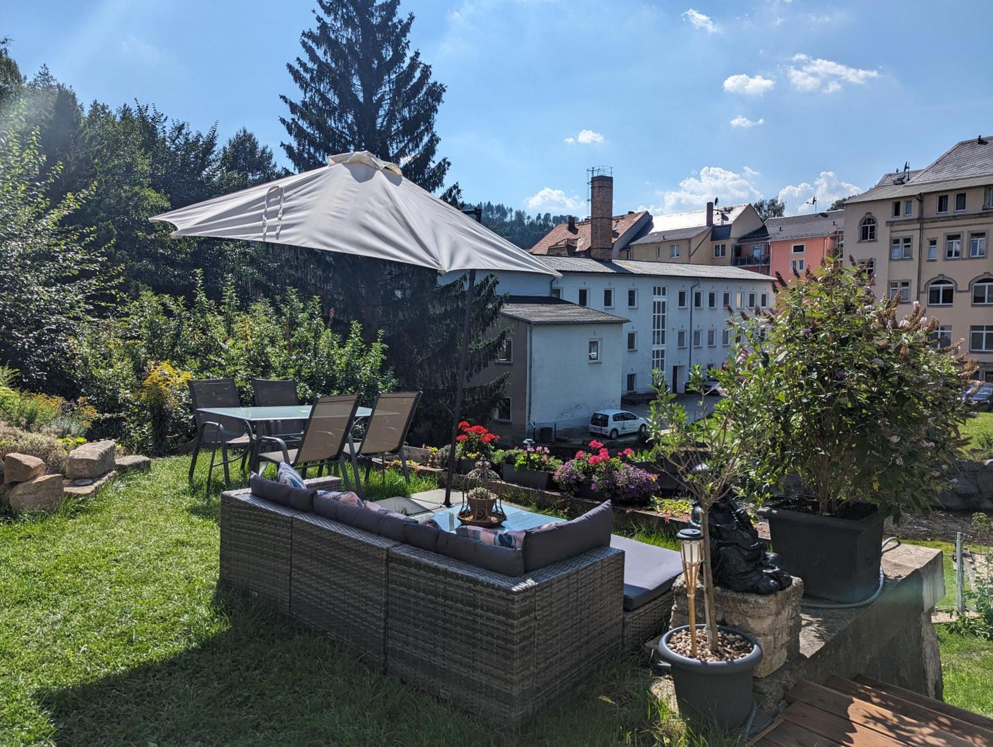 Hw2B - Urlaubsmagie - Wohlfuehlwohnung Mit Balkon, Pool, Sauna & Terrasse Sebnitz Zewnętrze zdjęcie